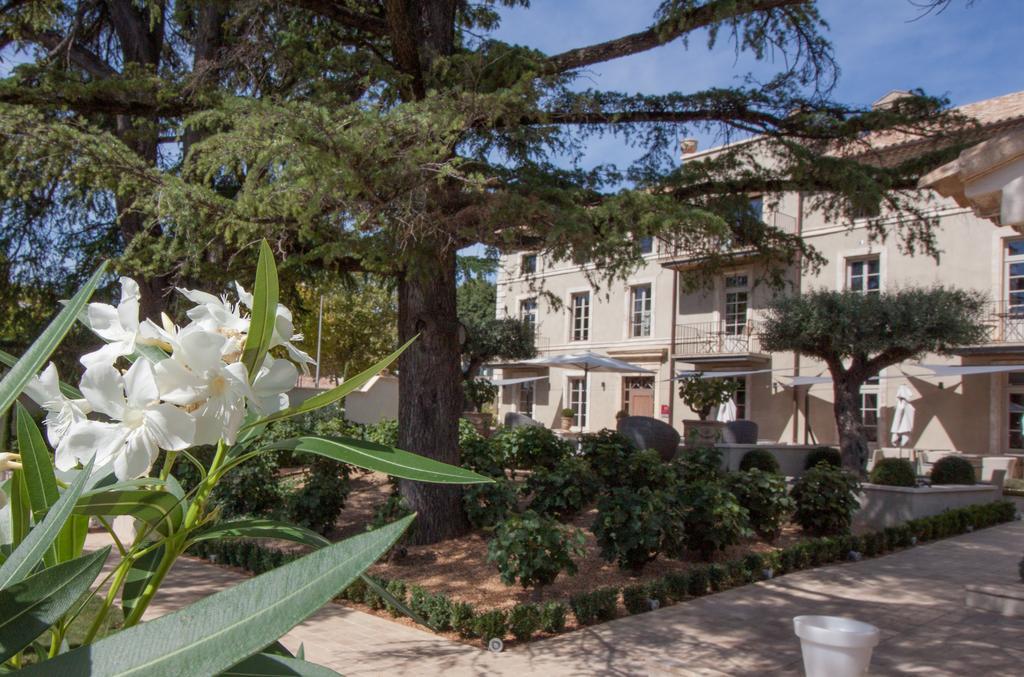 Boutique Hotel La Villa Montesquieu Laudun Exterior photo