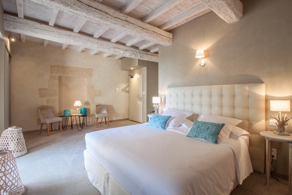 Boutique Hotel La Villa Montesquieu Laudun Exterior photo