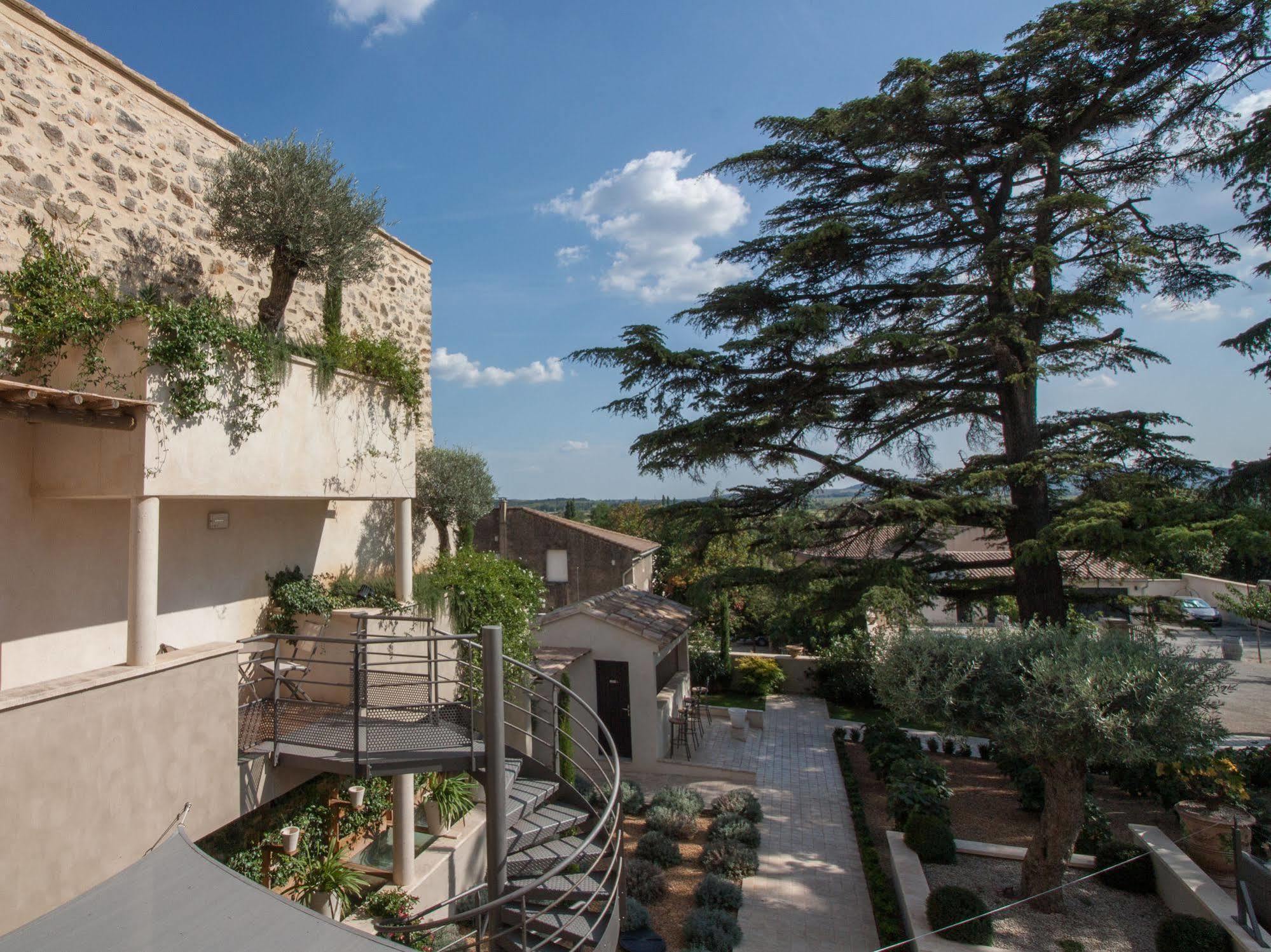 Boutique Hotel La Villa Montesquieu Laudun Exterior photo